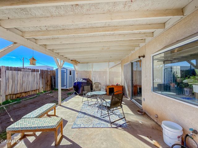 646 Twinberry Lane, Lancaster, CA 93534