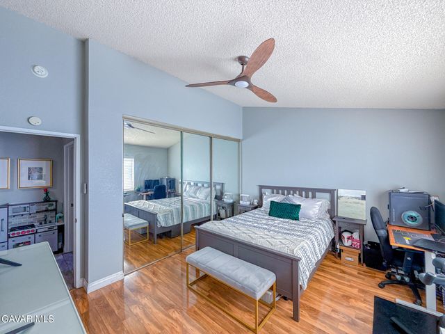 646 Twinberry Lane, Lancaster, CA 93534