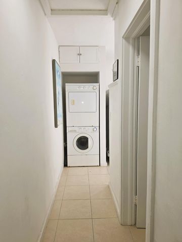 441 26th Street Back Apartment, West Palm Beach, FL 33407