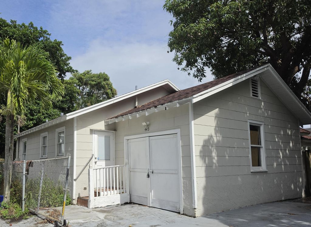 441 26th Street Back Apartment, West Palm Beach, FL 33407