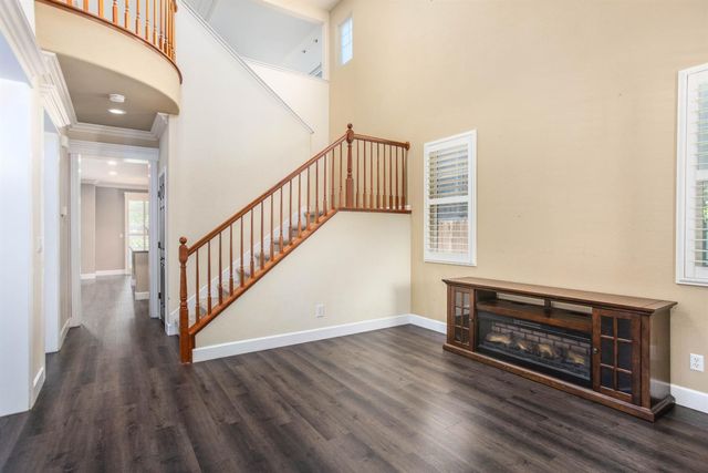 1282 Renison Ln, Lincoln, CA 95648