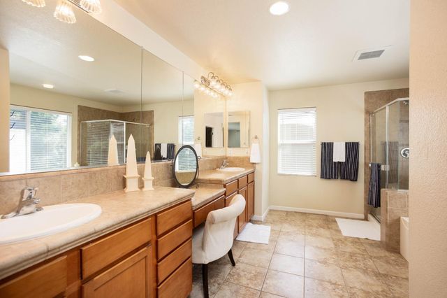 1282 Renison Ln, Lincoln, CA 95648