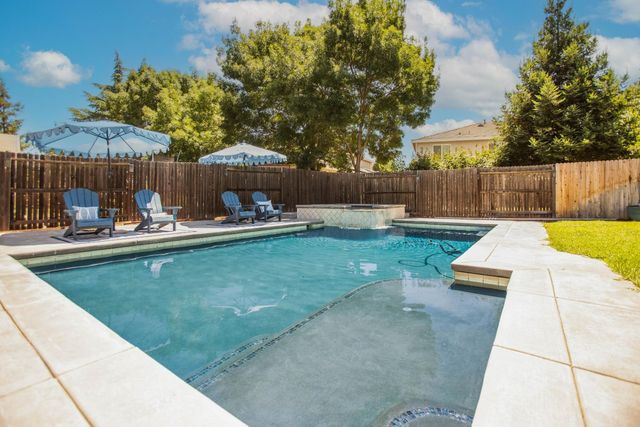 1282 Renison Ln, Lincoln, CA 95648