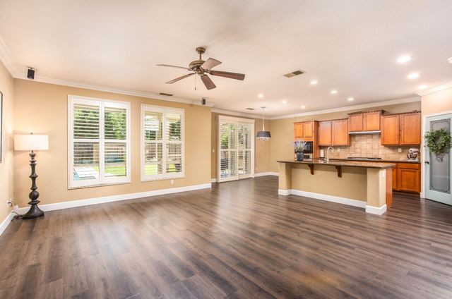 1282 Renison Ln, Lincoln, CA 95648