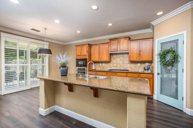 1282 Renison Ln, Lincoln, CA 95648