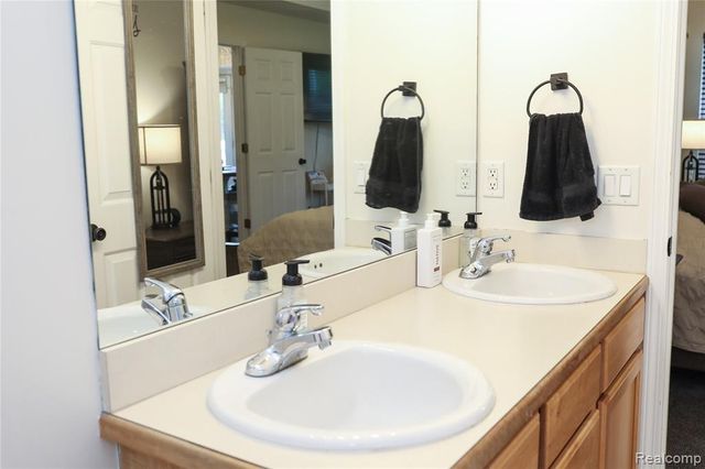 7152 Saratoga Drive, Flint, MI 48532