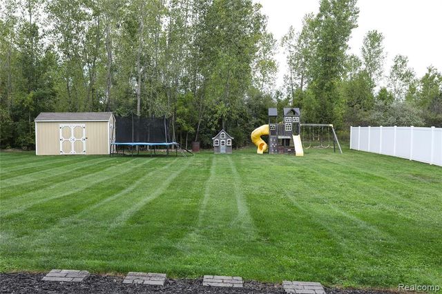 7152 Saratoga Drive, Flint, MI 48532