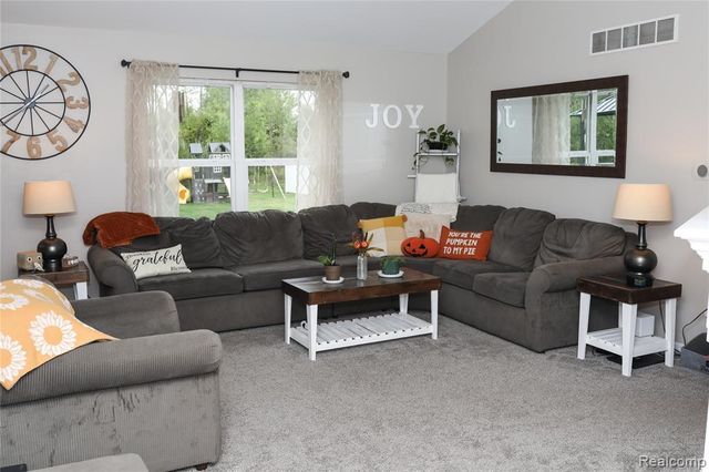 7152 Saratoga Drive, Flint, MI 48532