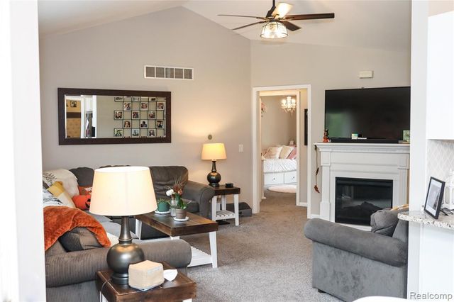 7152 Saratoga Drive, Flint, MI 48532
