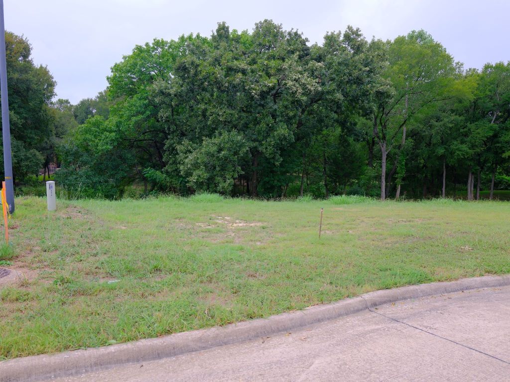 2414 Summer Brook Court, Cedar Hill, TX 75104