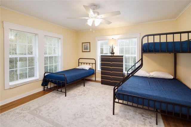 4311 Old College, Bryan, TX 77801