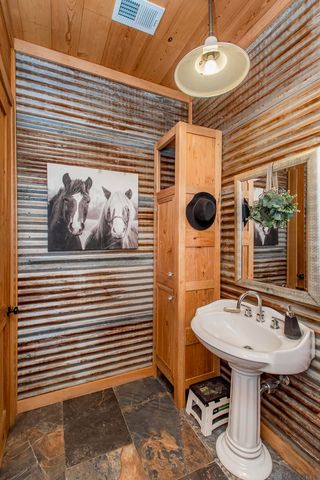 16275 Alphonse Forbes Rd, Greenwell Springs, LA 70739