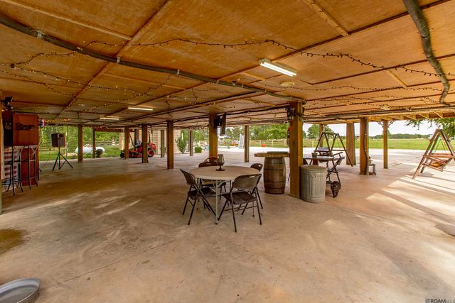16275 Alphonse Forbes Rd, Greenwell Springs, LA 70739