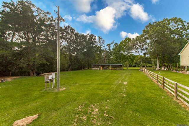 16275 Alphonse Forbes Rd, Greenwell Springs, LA 70739