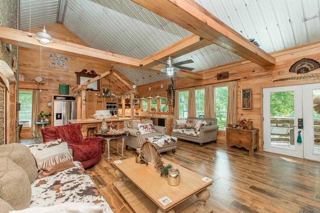 16275 Alphonse Forbes Rd, Greenwell Springs, LA 70739