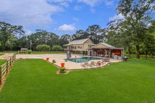 16275 Alphonse Forbes Rd, Greenwell Springs, LA 70739