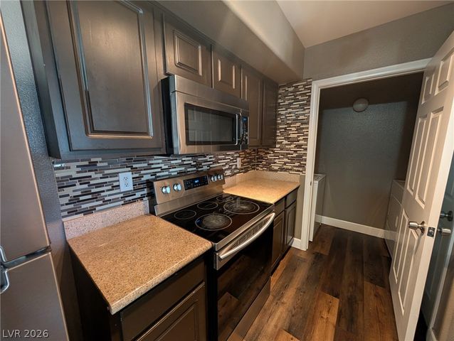 8000 West Badura Avenue 2158, Las Vegas, NV 89113