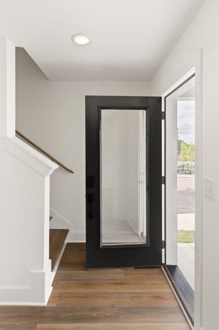 3312 Conviser Dr, Nashville, TN 37207