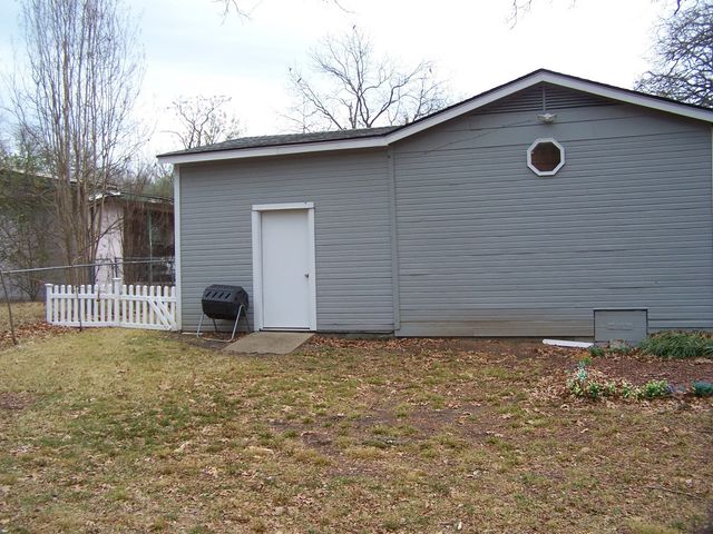 95 J Street, Pottsboro, TX 75076