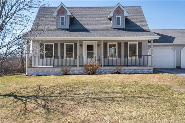 6 Dawns Way, Swanton, VT 05488