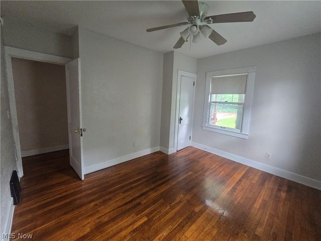 1872 Cordova Avenue, Youngstown, OH 44504