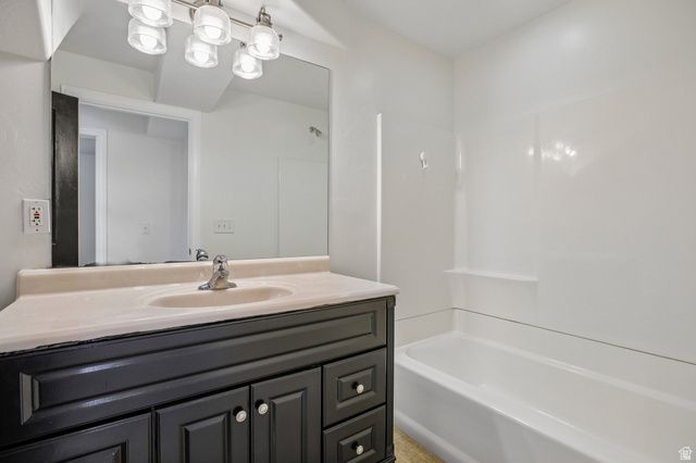 5284 W LEILA LN, Herriman, UT 84096