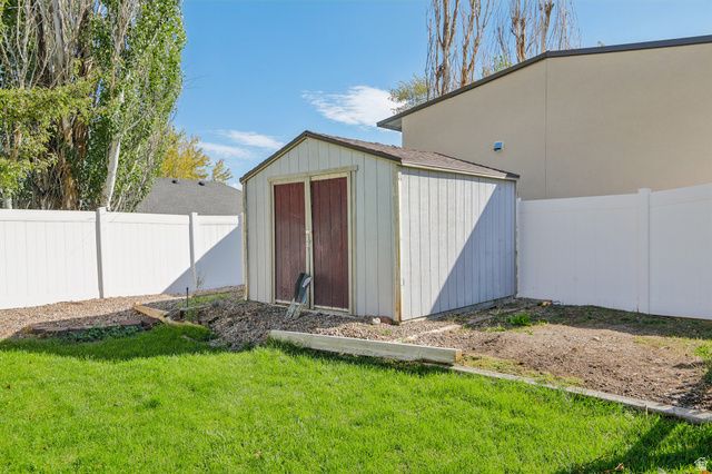 5284 W LEILA LN, Herriman, UT 84096
