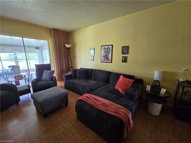 634 Joel BLVD, Lehigh Acres, FL 33936