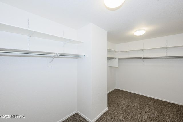 6218 E Stonechat Drive, Tucson, AZ 85756