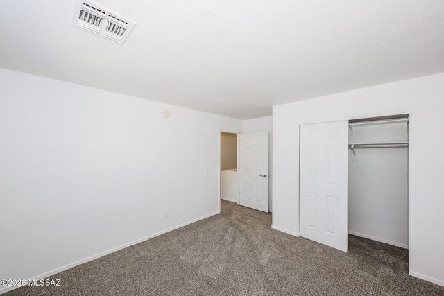 6218 E Stonechat Drive, Tucson, AZ 85756