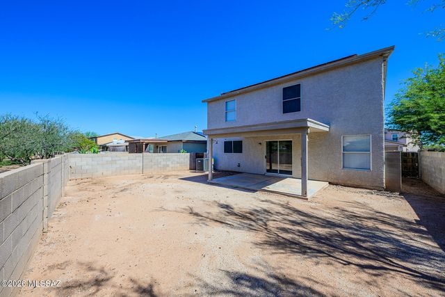 6218 E Stonechat Drive, Tucson, AZ 85756