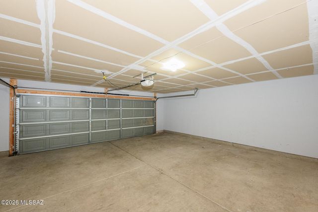 6218 E Stonechat Drive, Tucson, AZ 85756