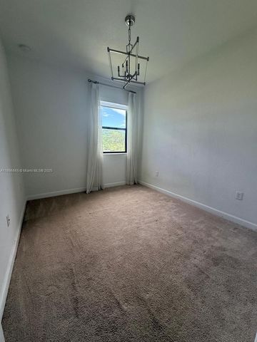 12715 SW 230th Ter, Miami, FL 33170