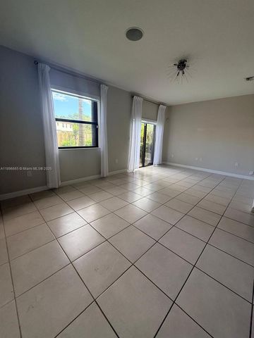 12715 SW 230th Ter, Miami, FL 33170