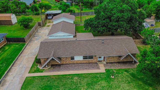 108 Mockingbird Lane, Weatherford, TX 76086