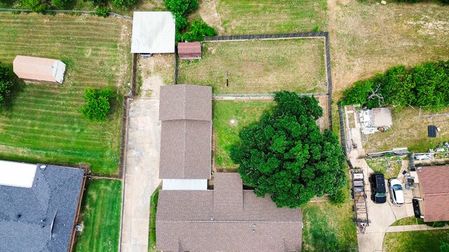 108 Mockingbird Lane, Weatherford, TX 76086