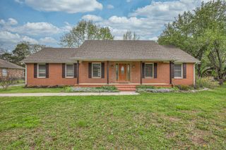 5020 Old Salem Rd, Rockvale, TN 37153