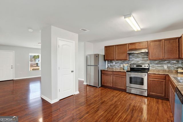 213 Barbour Lane, Hinesville, GA 31313