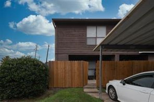 6633 W Airport Boulevard 101, Houston, TX 77035