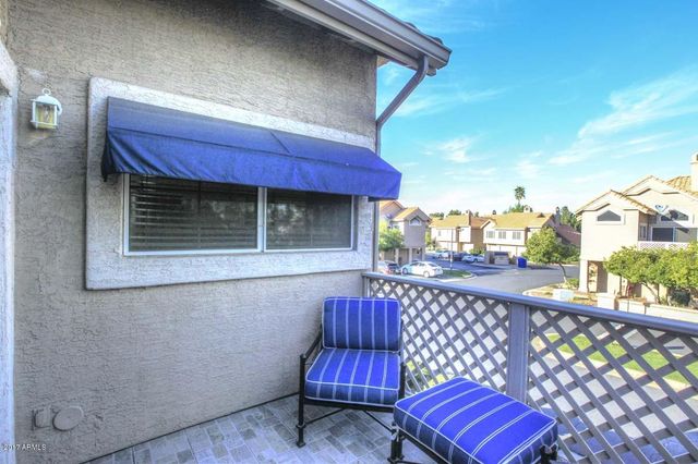 1633 E LAKESIDE Drive 129, Gilbert, AZ 85234