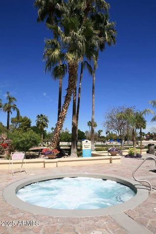1633 E LAKESIDE Drive 129, Gilbert, AZ 85234