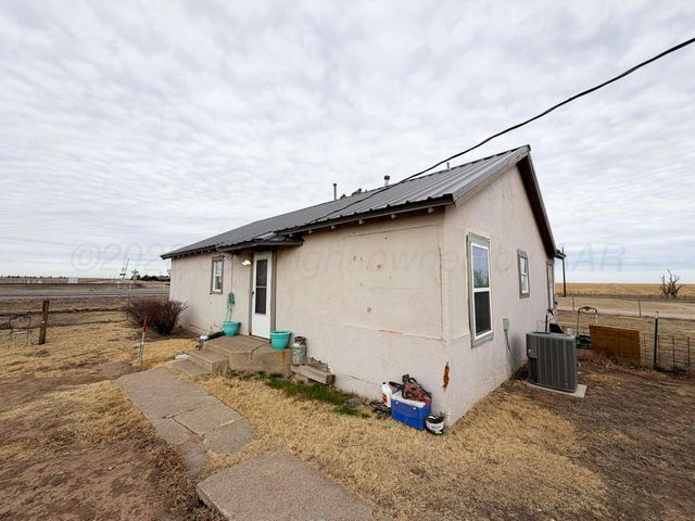 12890 U.S. 287, Stratford, TX 79084