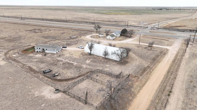 12890 U.S. 287, Stratford, TX 79084