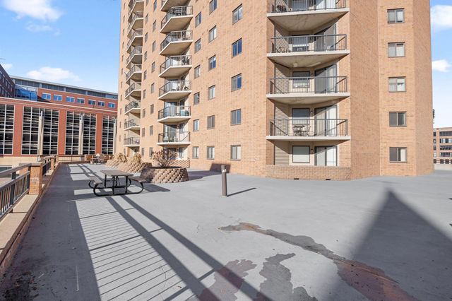 78 10th Street E 1502, Saint Paul, MN 55101