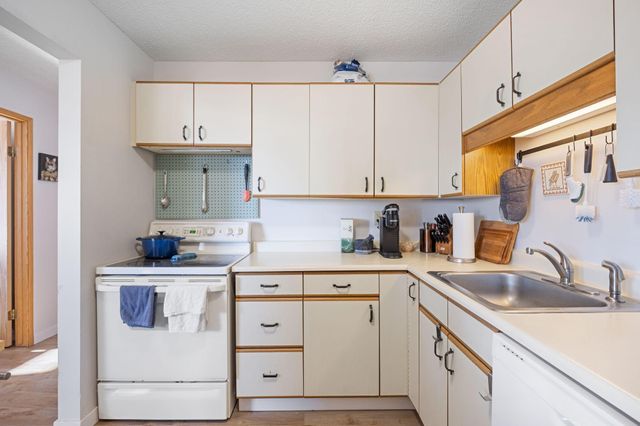 78 10th Street E 1502, Saint Paul, MN 55101