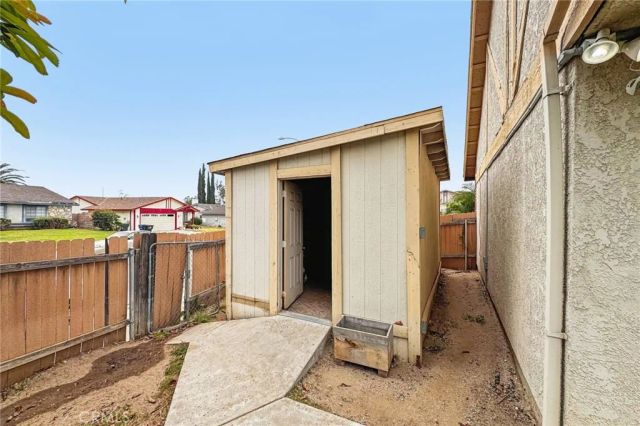 2372 Leta, San Bernardino, CA 92407