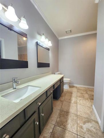 921 Marine Drive 311, Galveston, TX 77550