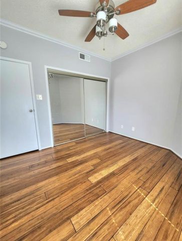 921 Marine Drive 311, Galveston, TX 77550