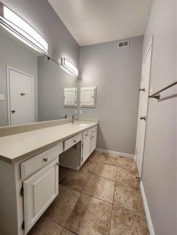 921 Marine Drive 311, Galveston, TX 77550