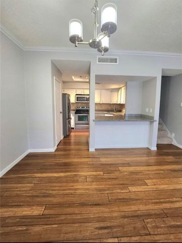 921 Marine Drive 311, Galveston, TX 77550